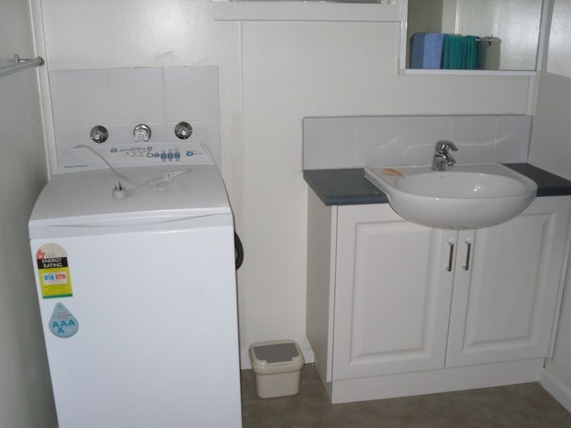 13 Gordon Avenue, Inverloch VIC 3996