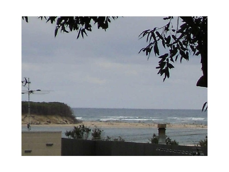 60 Bayview Avenue, Inverloch VIC 3996