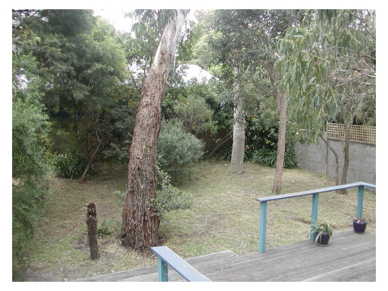 4 Toorak Road, Inverloch VIC 3996