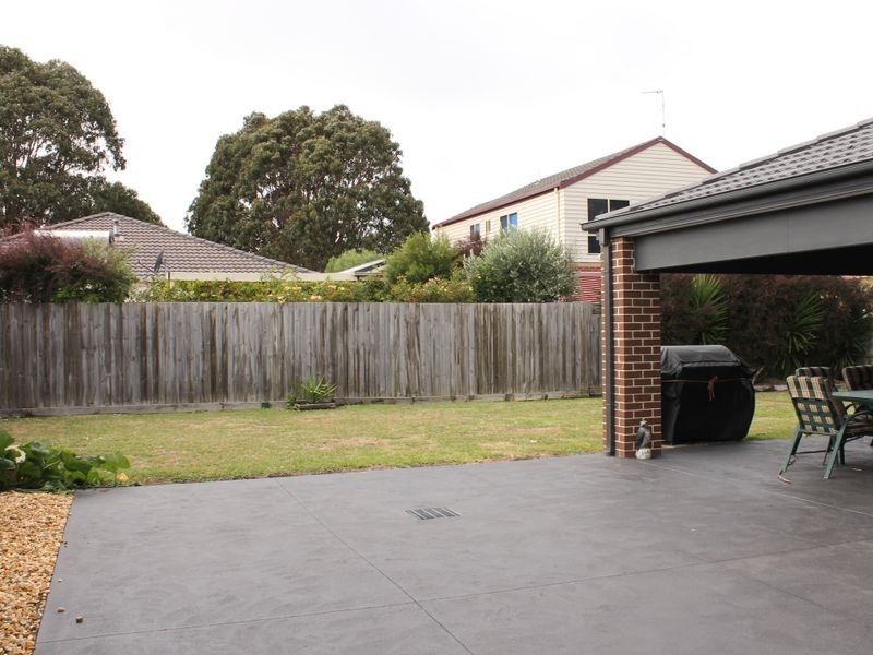 7 Hobson Place, Inverloch VIC 3996