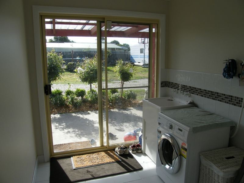 72 Toorak Road, Inverloch VIC 3996