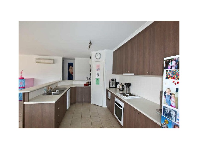 6 Stanley Court, Inverloch VIC 3996