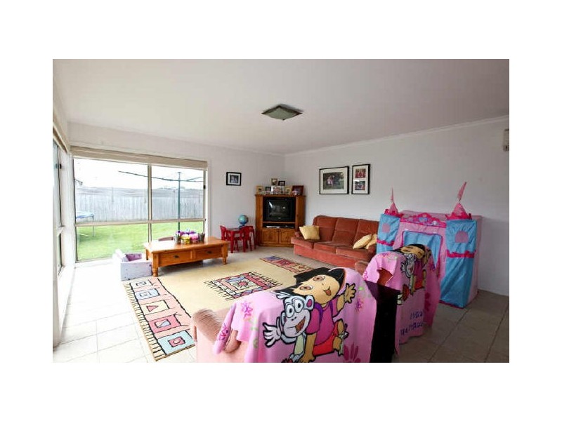 6 Stanley Court, Inverloch VIC 3996