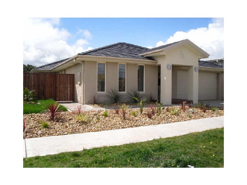 10 Diane Place, Inverloch VIC 3996