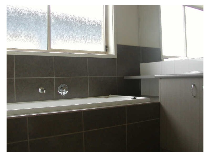 14 Endeavour Place, Inverloch VIC 3996