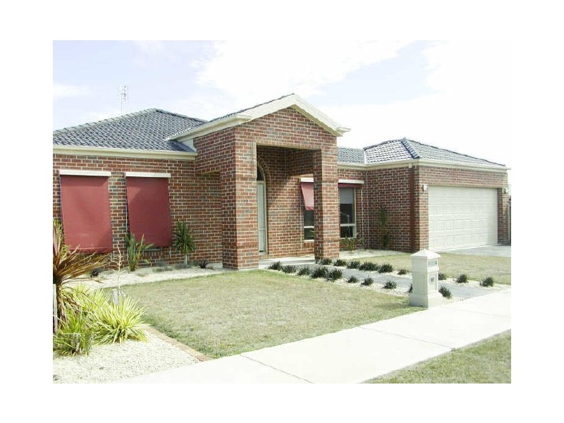 33 Regatta Place, Inverloch VIC 3996