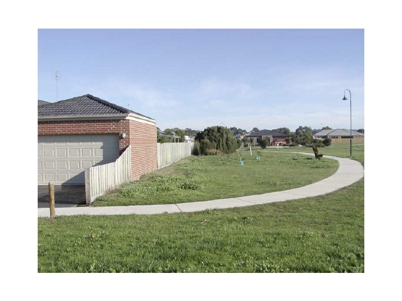 33 Regatta Place, Inverloch VIC 3996