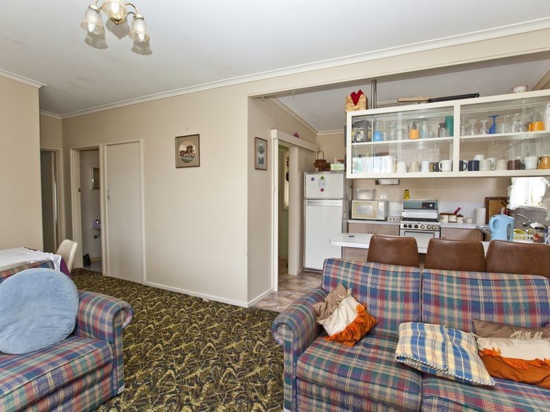 23 Hopetoun Street, Inverloch VIC 3996