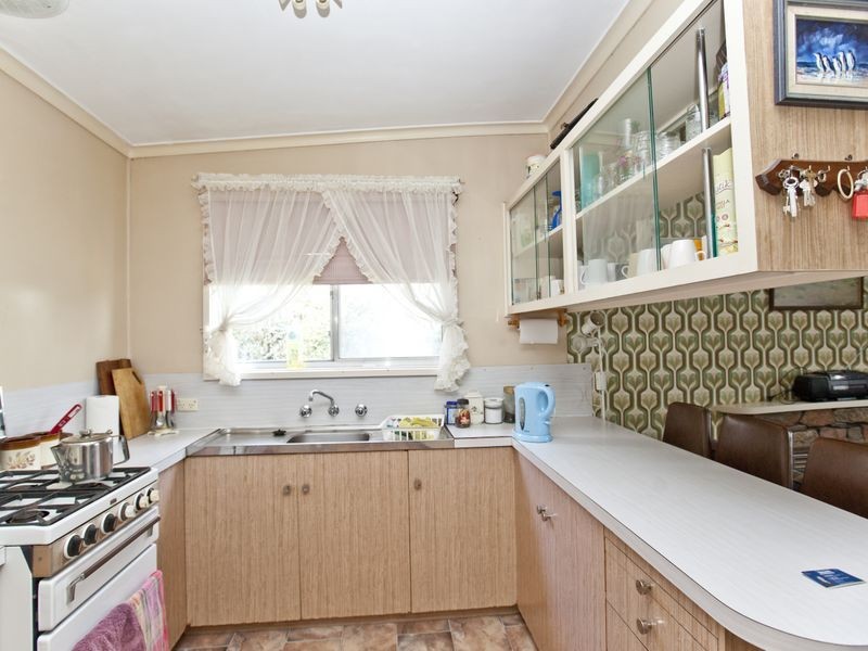 23 Hopetoun Street, Inverloch VIC 3996