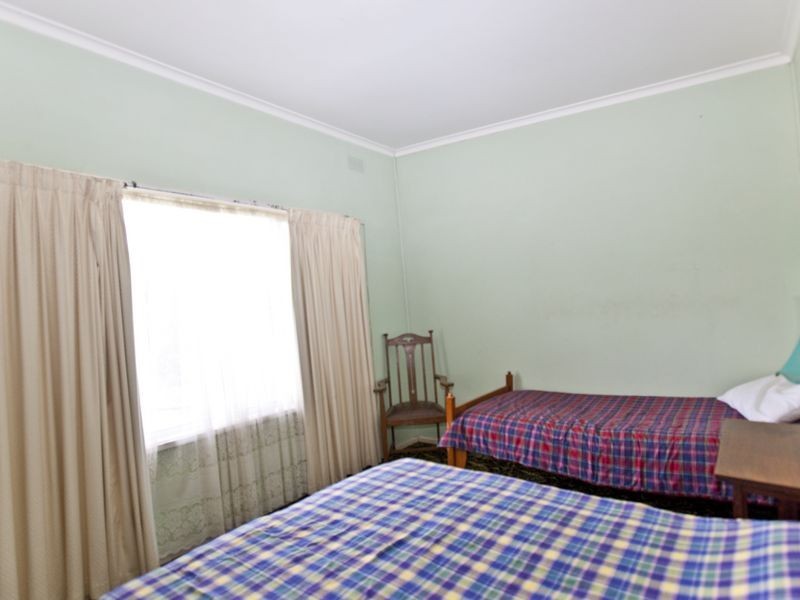 23 Hopetoun Street, Inverloch VIC 3996