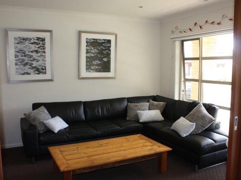 1 Paperbark Place, Inverloch VIC 3996