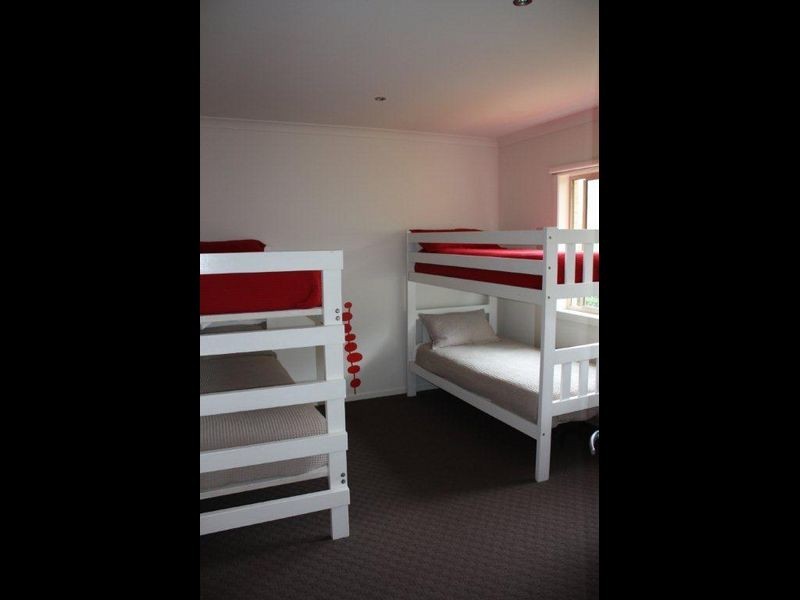 1 Paperbark Place, Inverloch VIC 3996