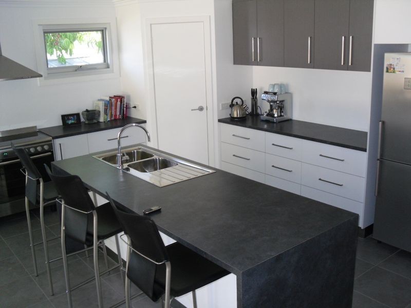 25 Darling Avenue, Inverloch VIC 3996
