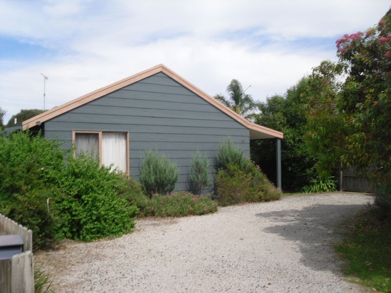13 Fair Fax Court, Inverloch VIC 3996