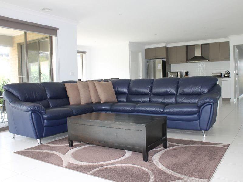 9 Oceanic Drive, Inverloch VIC 3996