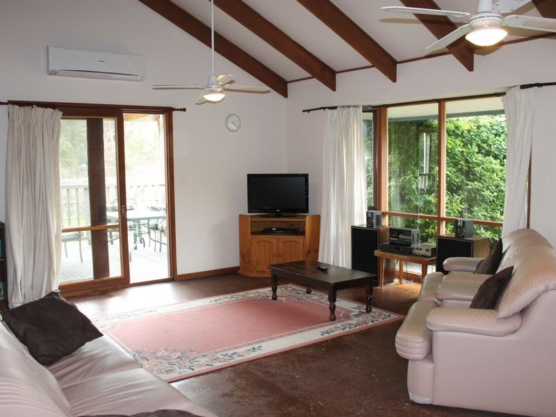 13 Fairfax Court, Inverloch VIC 3996