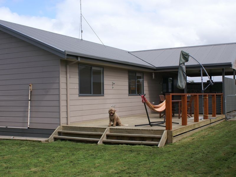 25 Outrigger Drive, Inverloch VIC 3996