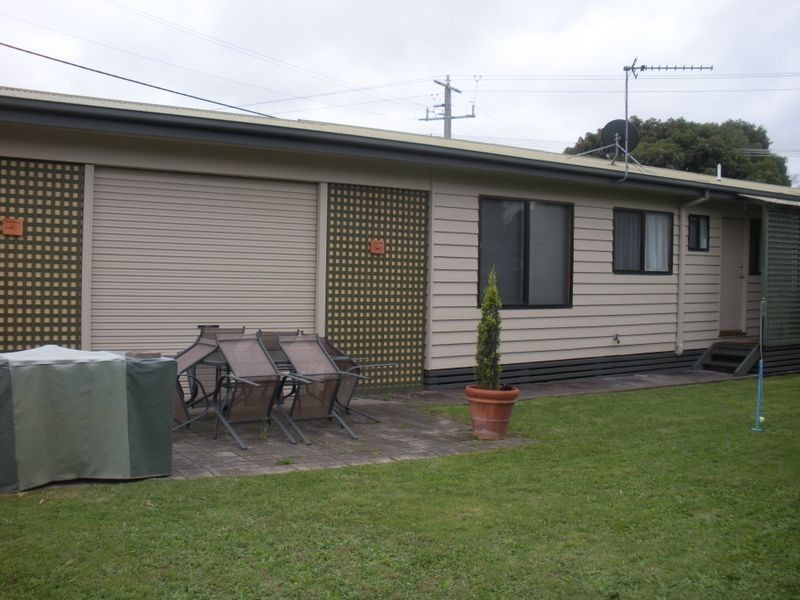 59 Toorak Rd, Inverloch VIC 3996