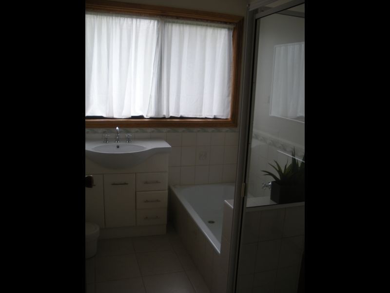 59 Toorak Rd, Inverloch VIC 3996