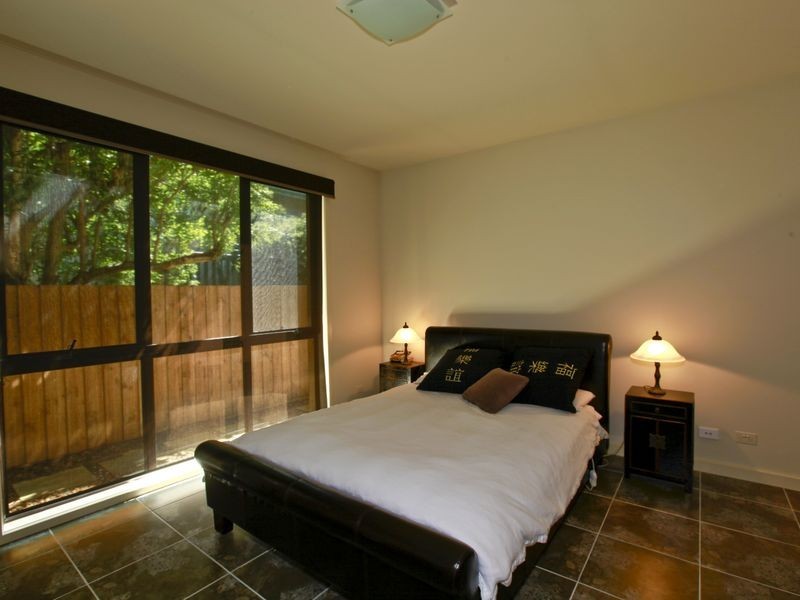 11 Beach Avenue, Inverloch VIC 3996