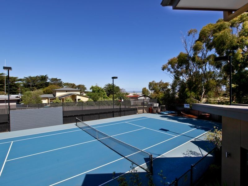 11 Beach Avenue, Inverloch VIC 3996