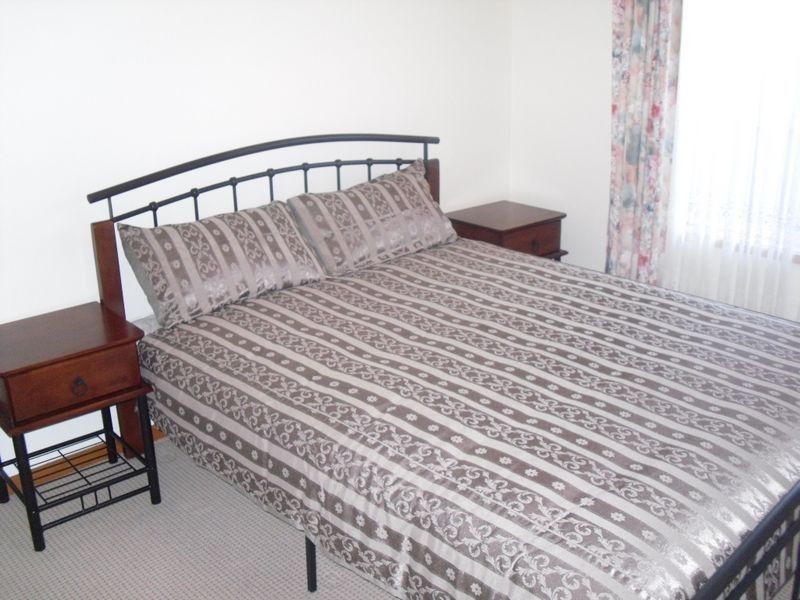 52 Sandymount Avenue, Inverloch VIC 3996