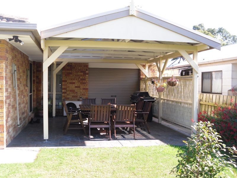 52 Sandymount Avenue, Inverloch VIC 3996