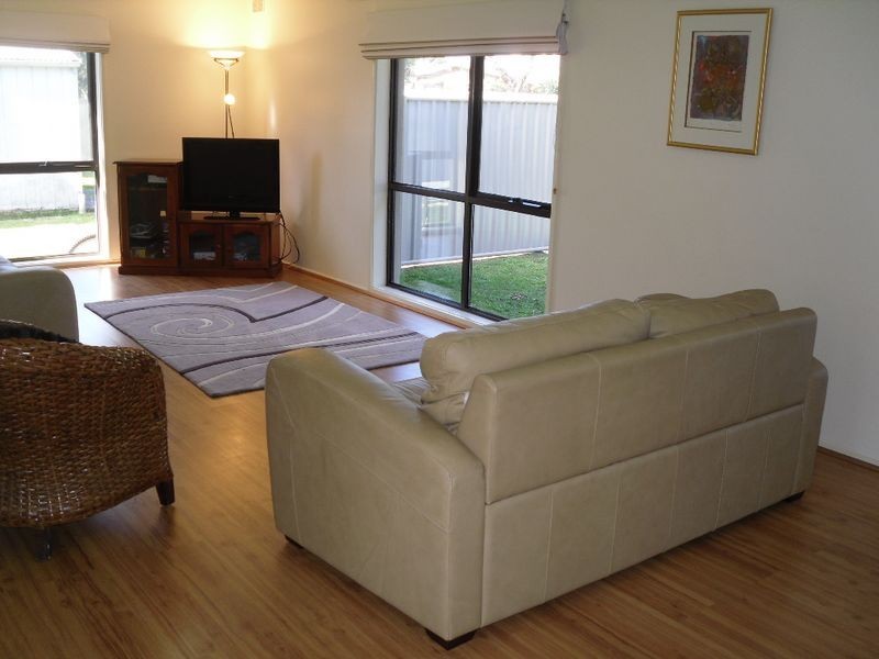 40 Sandymount Avenue, Inverloch VIC 3996