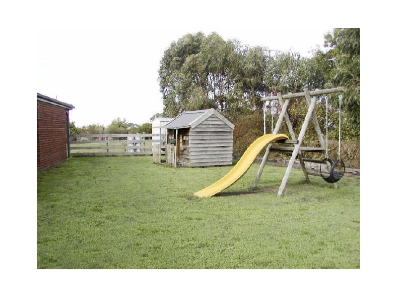 35 Stuchberry’s Road, Inverloch VIC 3996