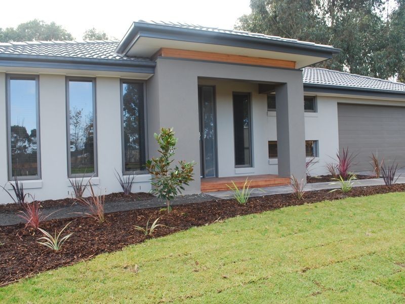 16 Correa Place, Inverloch VIC 3996