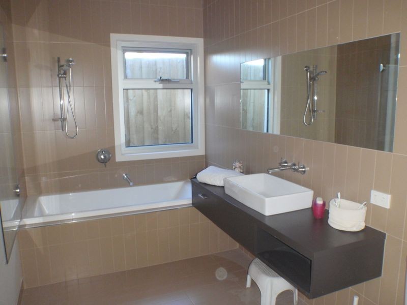 19 Grandview Grove, Inverloch VIC 3996