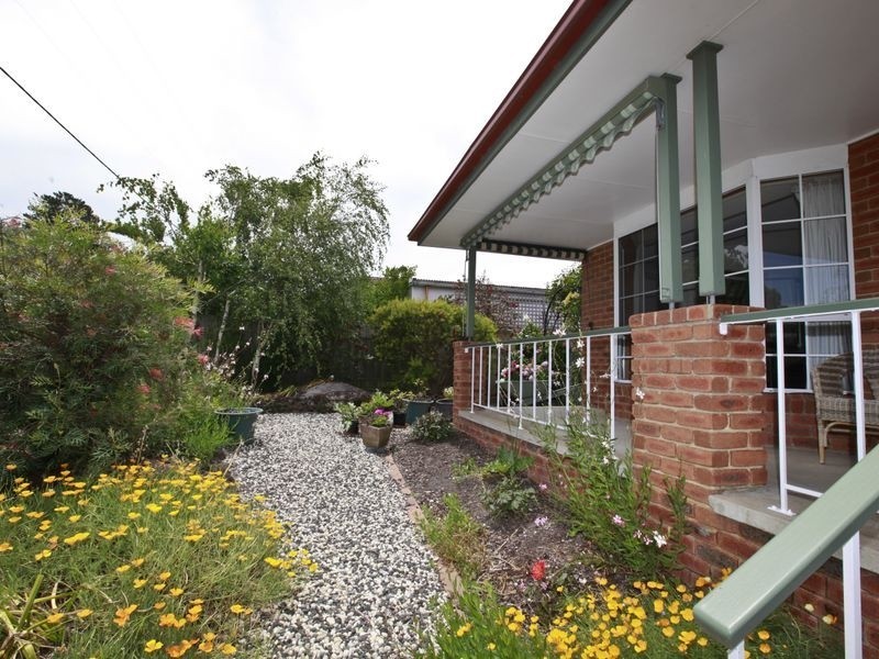 16B Sandymount Ave, Inverloch VIC 3996