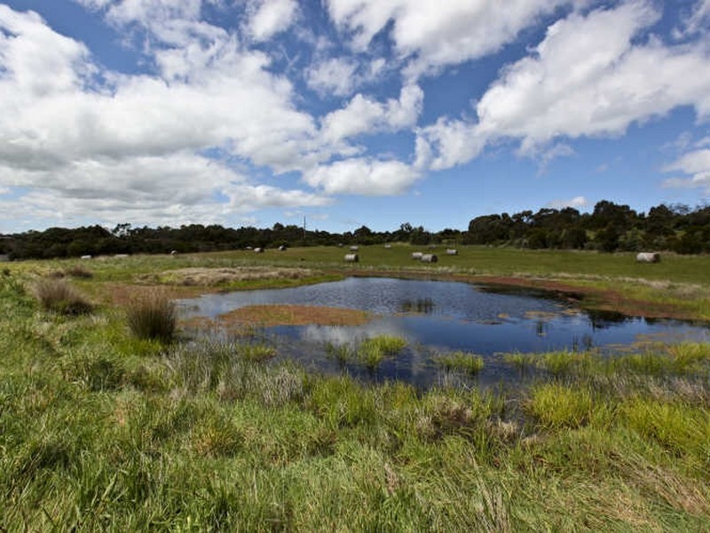 1/ Henderson Court, Inverloch VIC 3996