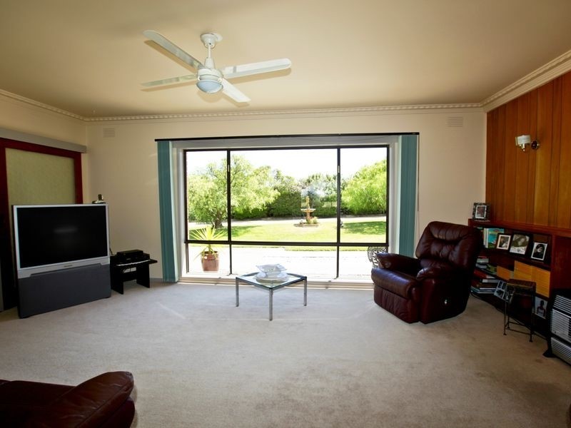 60 Wallis Road, Inverloch VIC 3996