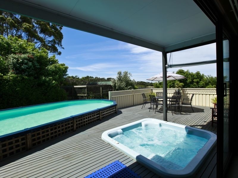 60 Wallis Road, Inverloch VIC 3996