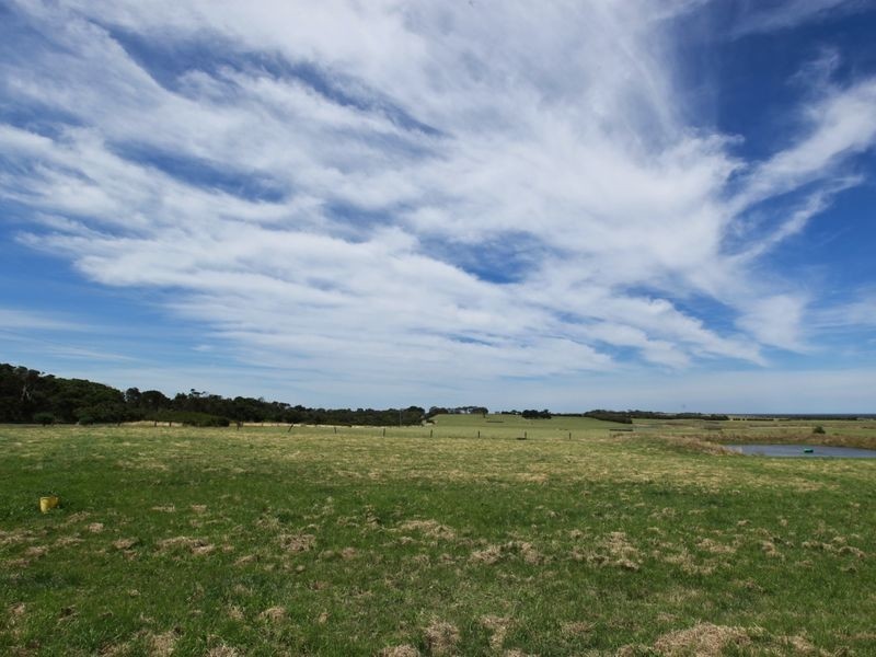 60 Wallis Road, Inverloch VIC 3996