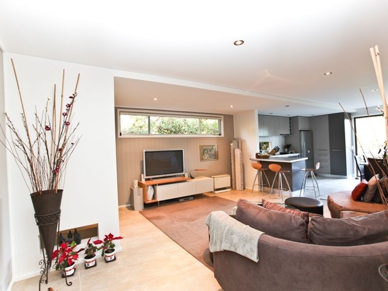 52 Bayview Avenue, Inverloch VIC 3996