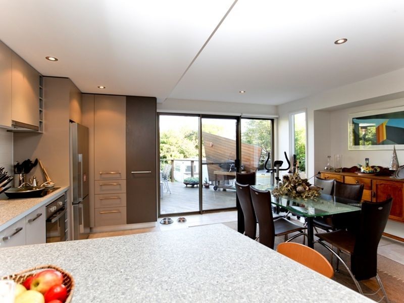 52 Bayview Avenue, Inverloch VIC 3996