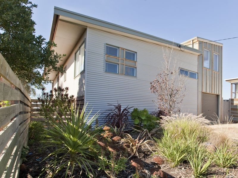 4 Ozone Court, Cape Paterson VIC 3995
