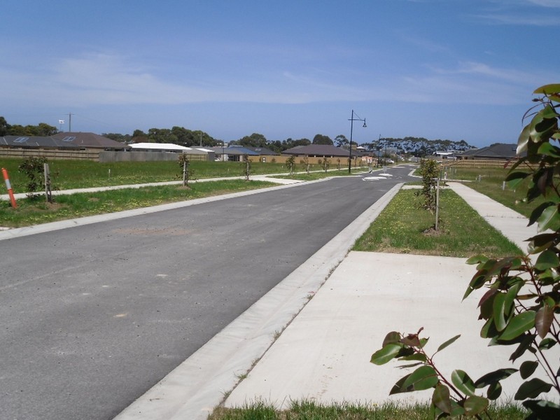 518/ Oceanic Drive, Inverloch VIC 3996