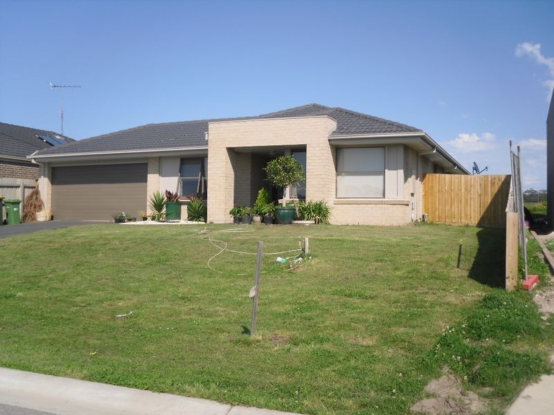 5 Oceanic Drive, Inverloch VIC 3996