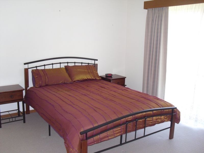 52 Sandymount Avenue, Inverloch VIC 3996