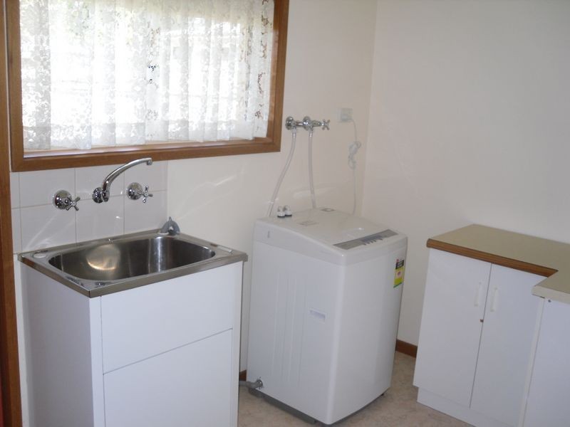 52 Sandymount Avenue, Inverloch VIC 3996