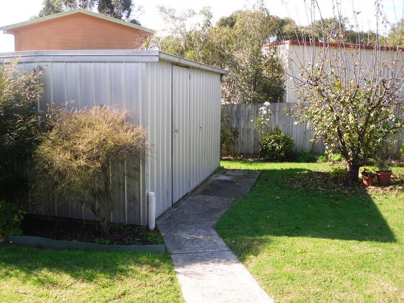 52 Sandymount Avenue, Inverloch VIC 3996