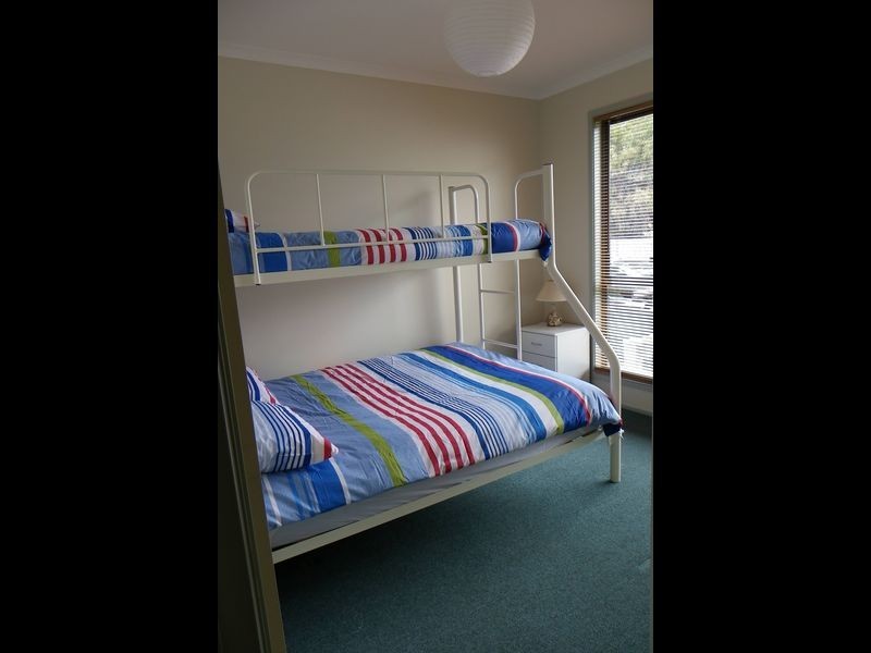 10 Ullathornes Road, Inverloch VIC 3996