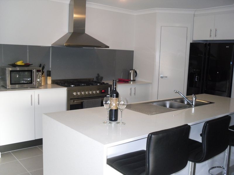 26 Surrey Place, Inverloch VIC 3996