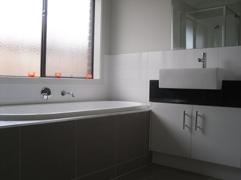 26 Surrey Place, Inverloch VIC 3996