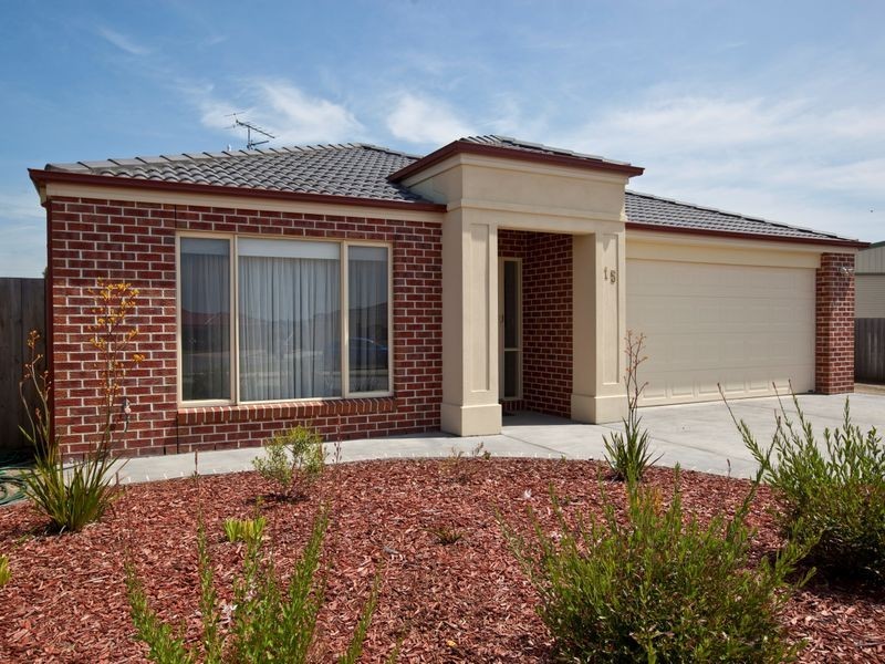 15 Stanley Court, Inverloch VIC 3996