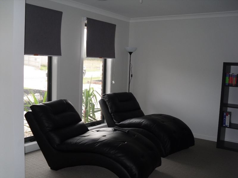 26 Surrey Place, Inverloch VIC 3996