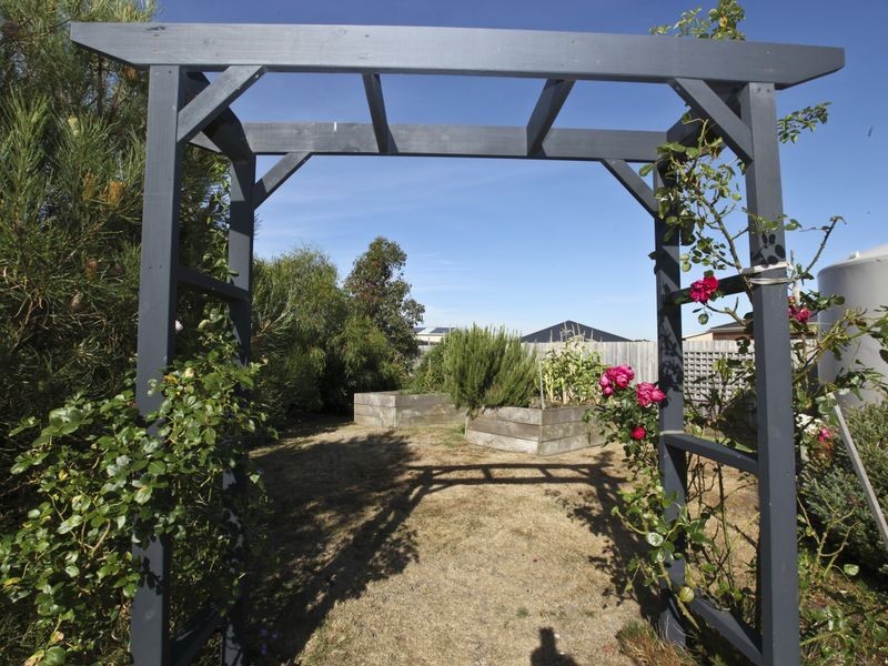 19 Stanley Court, Inverloch VIC 3996